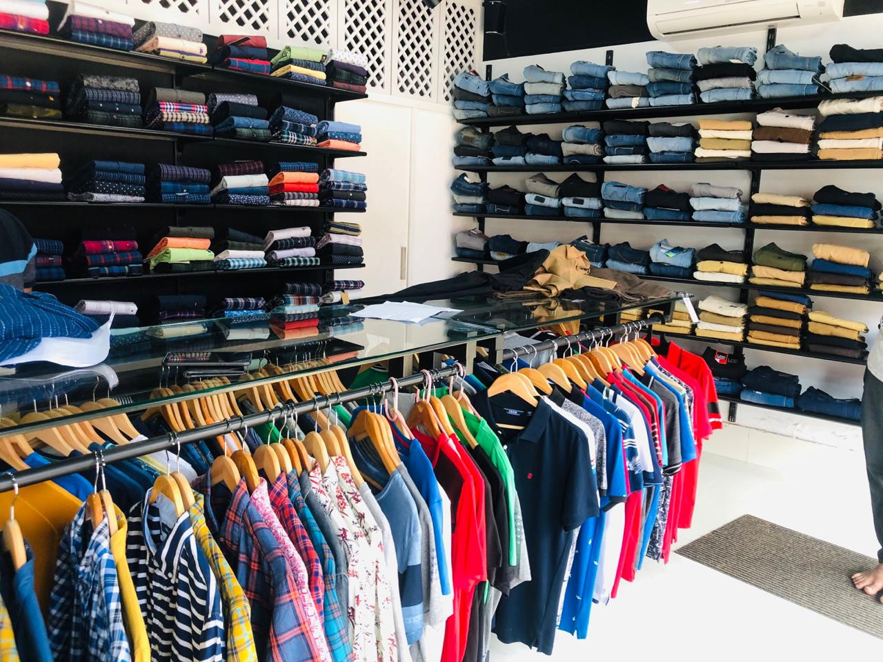 OAK BRANDED SHOP TIRUR